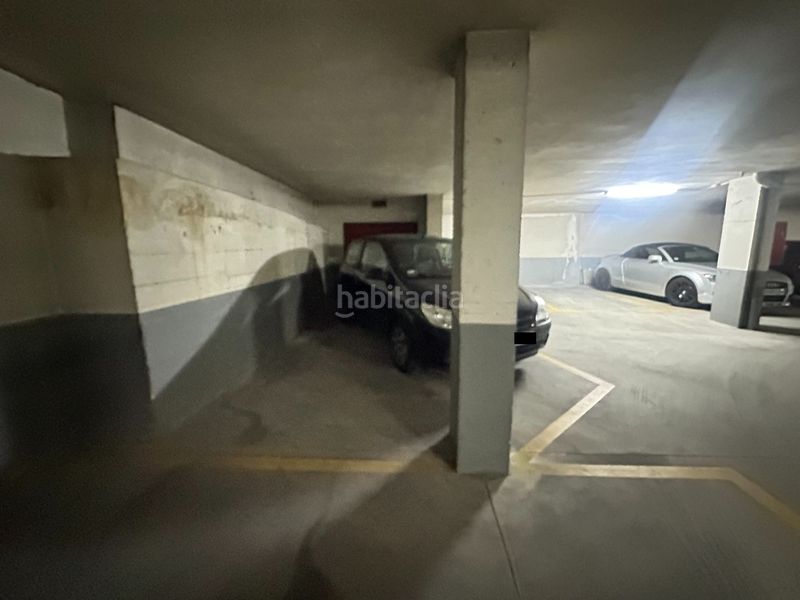 Foto 2eadaf1a-a2d1-47ba-b0a8-3e44ea5261a8. Car parking in Campus Sur - Santa Marta Santiago de Compostela