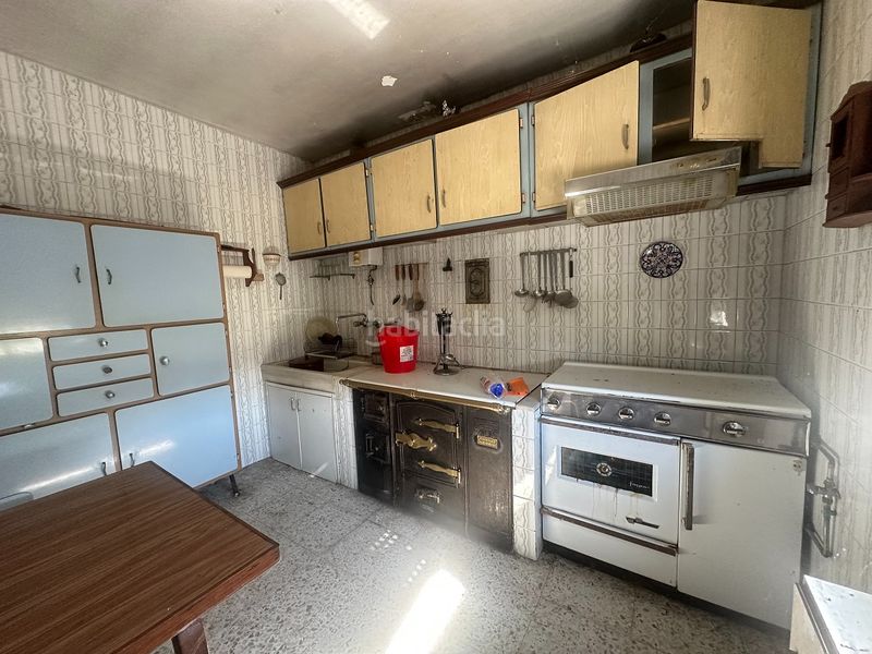 Foto ac967ab3-8c29-4923-8165-b0cd0eaea761. Casa amb calefacció aparcament a Teo