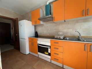 Miete Etagenwohnung in Bajadilla - Fuente Nueva. Alquiler temporada escolar