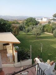 Xalet a Pinos de Alhaurín. Chalet con gran parcela en pinos de alhaurín