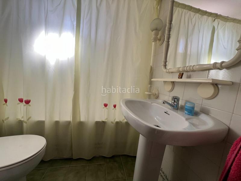 Foto 1b4f50c1-20d5-41f8-af30-d0e5ccd6c2c2. Casa aparellada amb aparcament a San García Algeciras