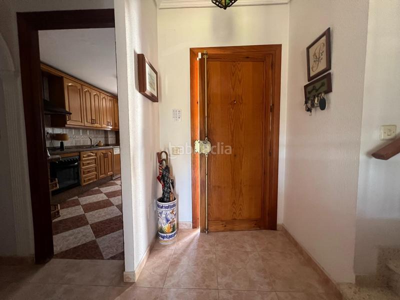 Foto 3b96b5e0-6278-4323-9b4e-1909ce58753d. Casa aparellada amb aparcament a San García Algeciras