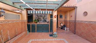 Lloguer Casa adossada a San García. Casa adosada getares de septiembre a junio