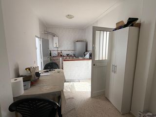 Miete Haus in El Rinconcillo. Alquiler de  septiembre a junio para profesores.