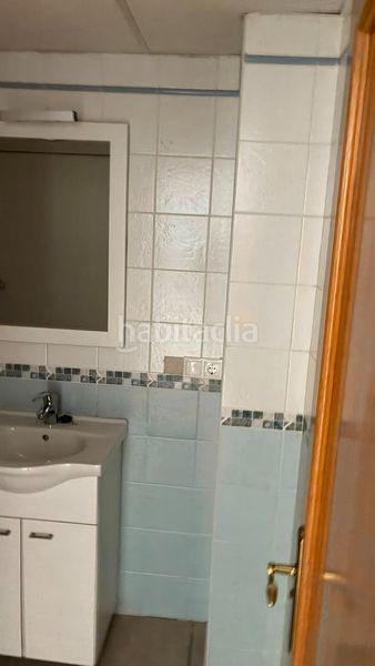 Foto abe1c724-01b0-4a67-839e-85d2a9966ee1. Casa adossada amb aparcament a Taraguilla-Estación San Roque