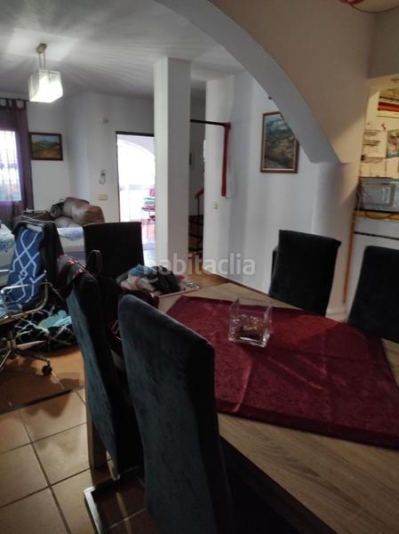 Foto b17eef2d-52ca-4b0c-920c-5e442e500ed5. Reihenhaus in San García Algeciras