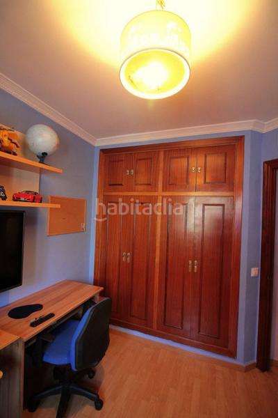 Foto 4dafb61a-cce7-4278-86f1-b17232fd6dbf. Casa a schiera con parcheggio in El Rinconcillo Algeciras
