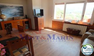 Apartament  Carrer puig sacalm. Apartamento a pocos minutos del mar en mas mates