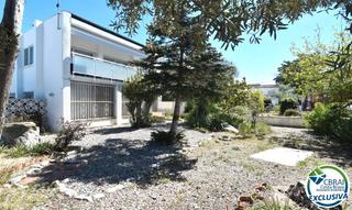 Apartamento  Carrer cala roja. Piso cerca de la playa para reformar en santa margarita, roses