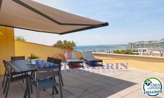 Apartament  Passeig marítim. Ático en 1º línea de mar, solárium  y licencia turística en sala