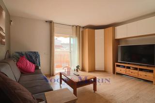 Appartement  Carrer de la marinada. Estudio luminoso y reformado con vista al canal en empuriabrava