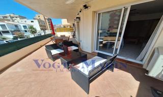 Apartamento  Carrer de la roca llarga. Apartamento con parking privado y gran terraza en santa margarit