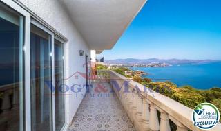 Casa  Carrer de santa isabel. Villa con magníficas vistas panorámicas al mar