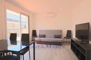Apartamento  Carrer de la roca negra. Espectacular piso reformado con terraza, vistas parciales al can