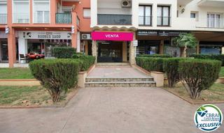 Locale commerciale  Avinguda fages de climent. Local comercial en gran reserva, empuriabrava