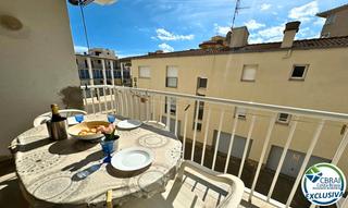 Appartement à Carrer de la punta del mig 21. Apartamento a 300 m de la playa en santa margarita, roses