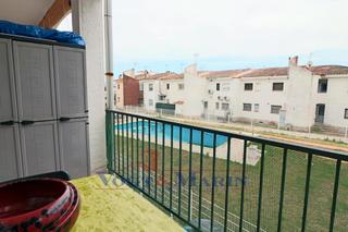 Apartament  Carrer flamicell. Acogedor apartamento de 1 dormitorio, con orientación sur y pisc