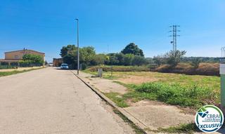 Terreny residencial  Carretera vella. Parcela edificable de 587 m² en venta en els hostalets de llers