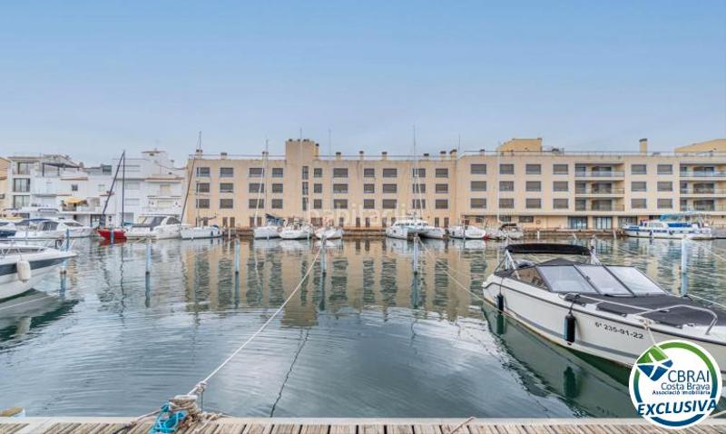 Foto 56a21159-db92-40e4-b5c2-ed6f485e9b0a. Appartement avec chauffage parking dans Port Grec - Port Moxó Empuriabrava