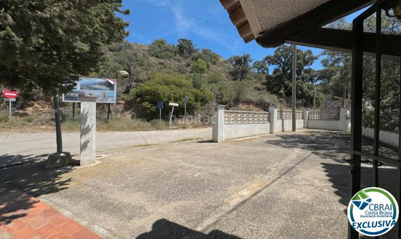 Foto 4f06b40e-df4b-4697-9486-51ae3039b3f6. Chalet casa para reformar con increíble vista al mar en mas fumats, en Roses