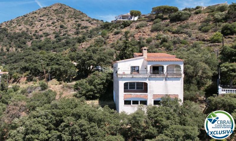 Foto 99b03831-9088-4c79-b9b5-952a575c5f06. Chalet casa para reformar con increíble vista al mar en mas fumats, en Roses