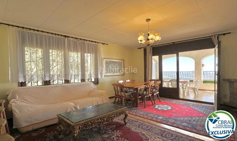 Foto cf27884a-ff88-43dd-966c-a12cdfebf644. Chalet casa para reformar con increíble vista al mar en mas fumats, en Roses