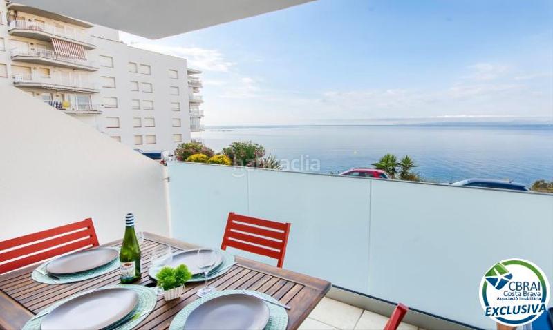 Foto 3d58c699-a2a1-497a-bf74-db00c19c7827. Apartamento  con vista al mar y licencia turística en Roses