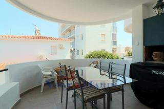 Apartament  Carrer cala fonda. Piso totalmente reformado con 2 dormitorios y amarre