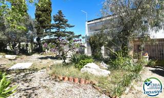 Apartament  Carrer cala roja. Piso cerca de la playa para reformar en santa margarita, roses