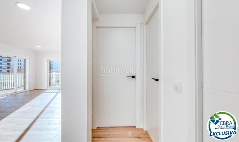 Foto 82018f05-c72e-482f-a46b-a457105e775b. Piccolo appartamento con riscaldamento parcheggio in Roses