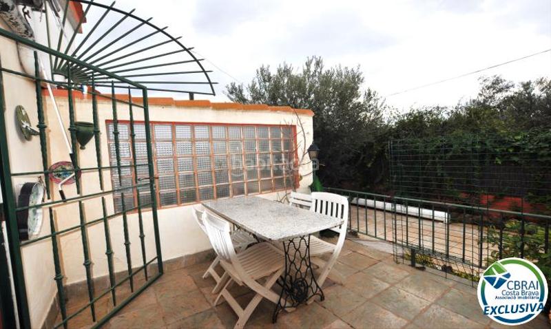 Foto fa14378e-684b-47d5-b0dd-78cac85e9915. Casa  con jardín y dos apartamentos en mas boscà, en Roses