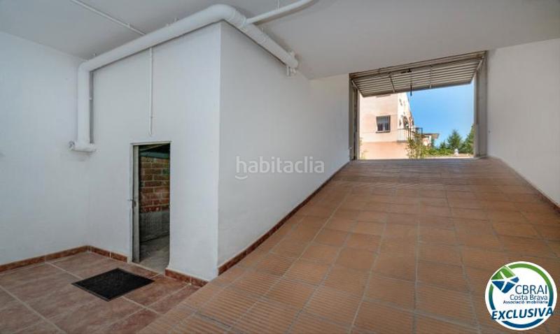 Foto 8d670649-0afc-410a-8b77-8cd4b3086461. Casa adosada casa céntrica con piscina comunitaria en gran reserva, en Empuriabrava