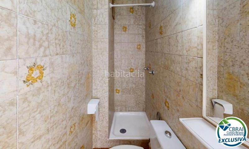 Foto 3756ffbf-ccf8-4c32-bc97-5a4e50953a89. Apartament amb calefacció aparcament piscina a Moxó - Sant Mori Empuriabrava