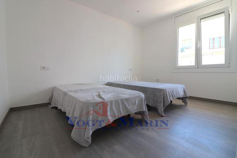 Foto 814cc242-129f-4a79-8ce4-31377c875170. Apartamento espectacular piso reformado con terraza, vistas parciales al canal, parking y a solo 200 metros de la playa en Roses