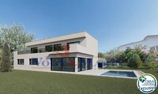 Chalet  Carrer huelva. Casa independiente y moderna en mas fumats, roses
