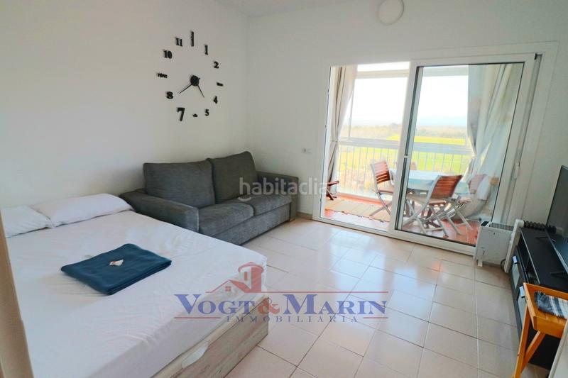 Foto 755e0ac4-306d-4627-9ae1-0476dd4b9d5b. Estudio acogedor estudio con vistas espectaculares a la montaña y licencia turística en Roses