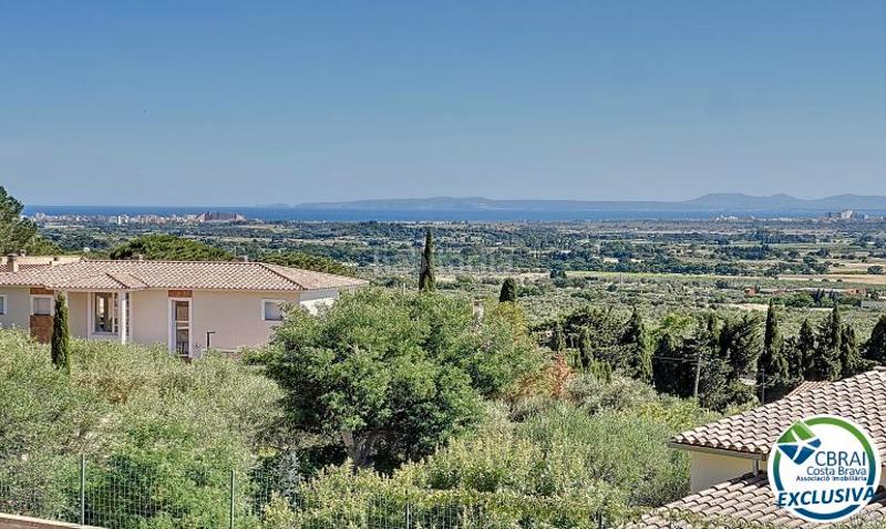 Foto 75ee3cc6-bdf2-457b-b9aa-0bc404d8e82c. Casa villa con vista al mar y piscina en els olivars, en Pau