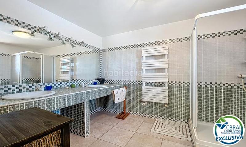 Foto cda99f45-0e6e-47fa-9090-49b0fc7c4491. Casa villa con vista al mar y piscina en els olivars, en Pau