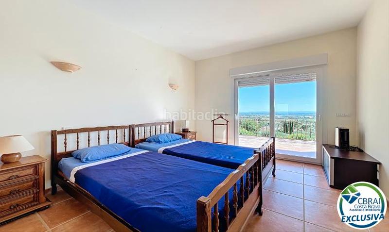 Foto d7210074-47a7-4fa6-a276-0bfddc9dc4b4. Casa villa con vista al mar y piscina en els olivars, en Pau