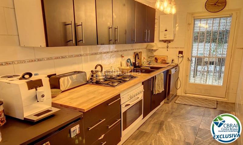 Foto 842bdfa0-7012-4dc4-9057-89dc9f4cb3a3. Appartement in avinguda de rhode 181 in Centre Roses