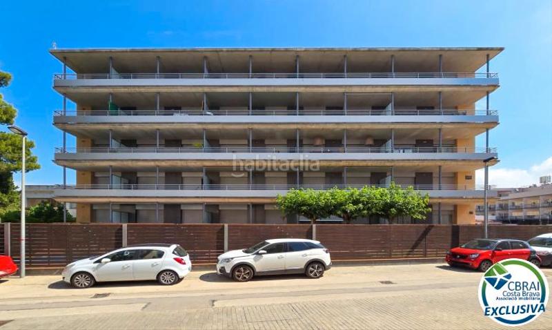 Foto db5e3273-19b2-4f95-a4bb-e03daf2e277c. Apartamento  con vista parcial al mar y parking privado en salatà. en Roses