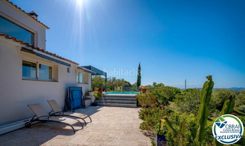Foto 9d932284-56fa-4951-9e87-38977bc2e982. Chalet magnífica villa reformada rodeada de naturaleza en Palau-saverdera
