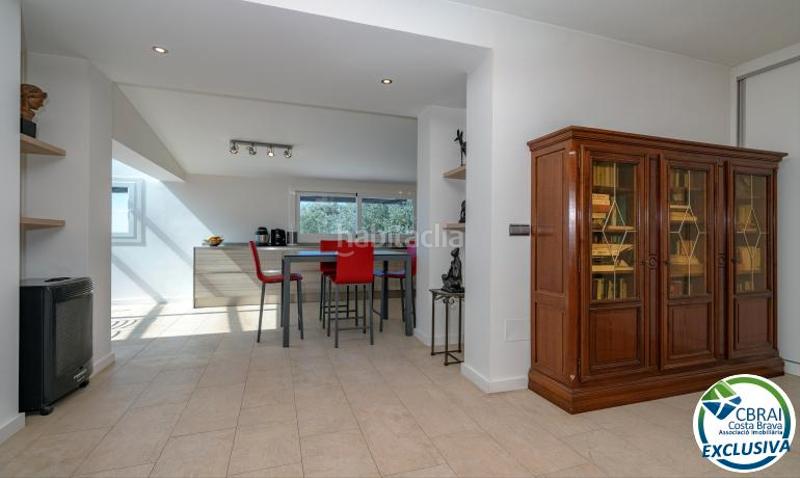 Foto f5396643-3614-4837-982a-e0a689f5f42a. Chalet magnífica villa reformada rodeada de naturaleza en Palau-saverdera