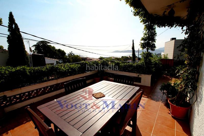 Foto f5915a64-f1cb-4bc8-98d2-533a577e6faa. Chalet romántica casa con magnífica vista del horizonte. en Llançà