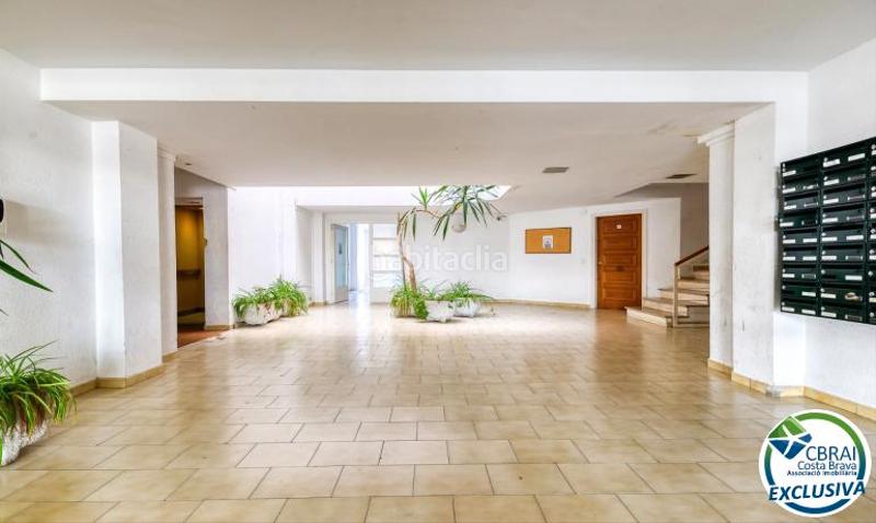 Foto 313eb691-fc19-4da4-b721-d469d79d6308. Apartamento  con gran terraza en port empordà, en Empuriabrava