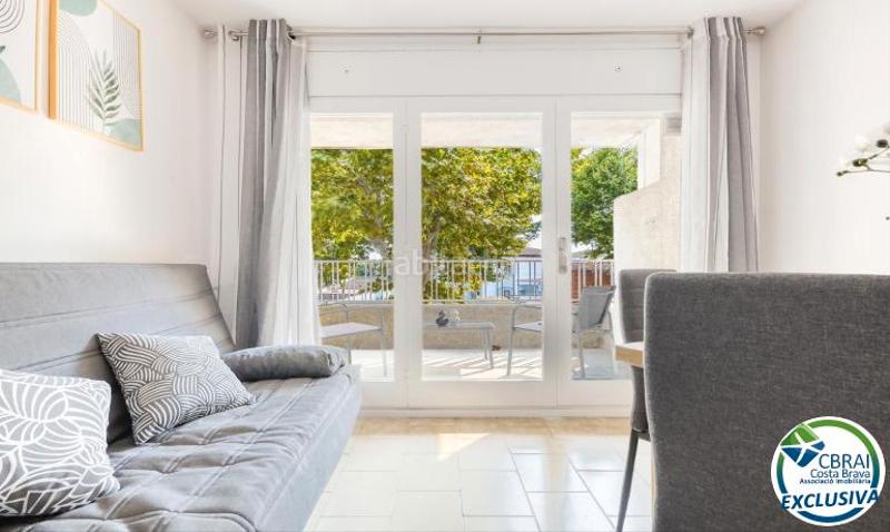 Foto 763e8b90-f356-4053-9144-4f3122d834a8. Apartamento  con gran terraza en port empordà, en Empuriabrava