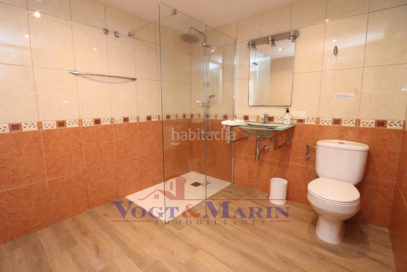 Foto 2f752977-cdb0-4124-8696-628ac2c27746. Planta baja espléndido apartamento moderno con jardín en almadrava, en Roses