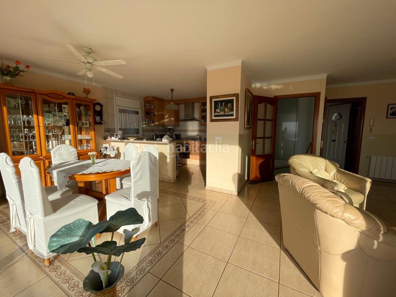 Foto f28cfca1-154e-40a9-a214-26a6d0c37826. Chalet villa con vista al mar y piscina en mas fumats, en Roses
