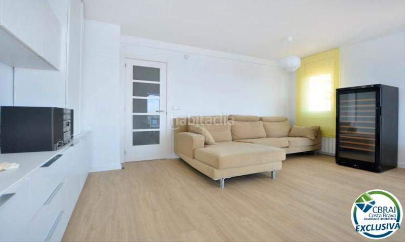 Foto 55e088e8-eb67-400e-9216-4cdd19eb7741. Apartamento  con impresionante vista al mar en 1º línea, far en Roses