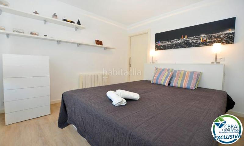 Foto e09f38f3-a079-43b1-92b1-fae42a2cb89f. Apartamento  con impresionante vista al mar en 1º línea, far en Roses